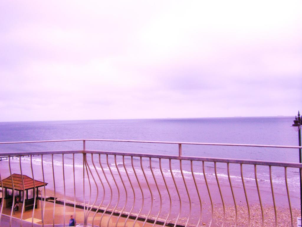 Shoreside Inn شانكلين المظهر الخارجي الصورة